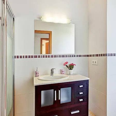 Camamil-la Villa *